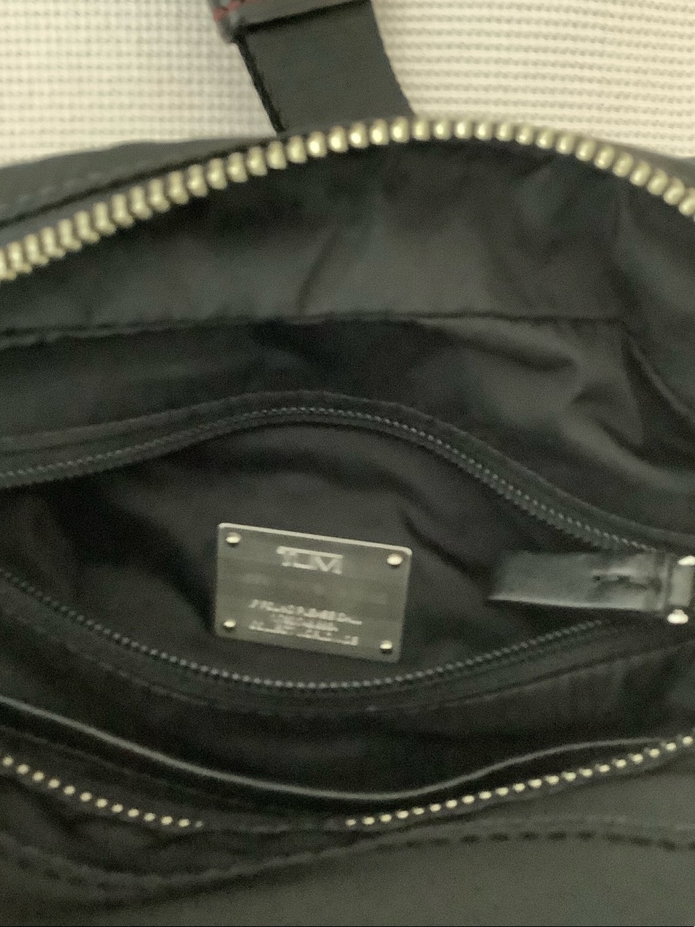 Tumi Voyageur Lugano Crossbody Messenger - Picture 6 of 10